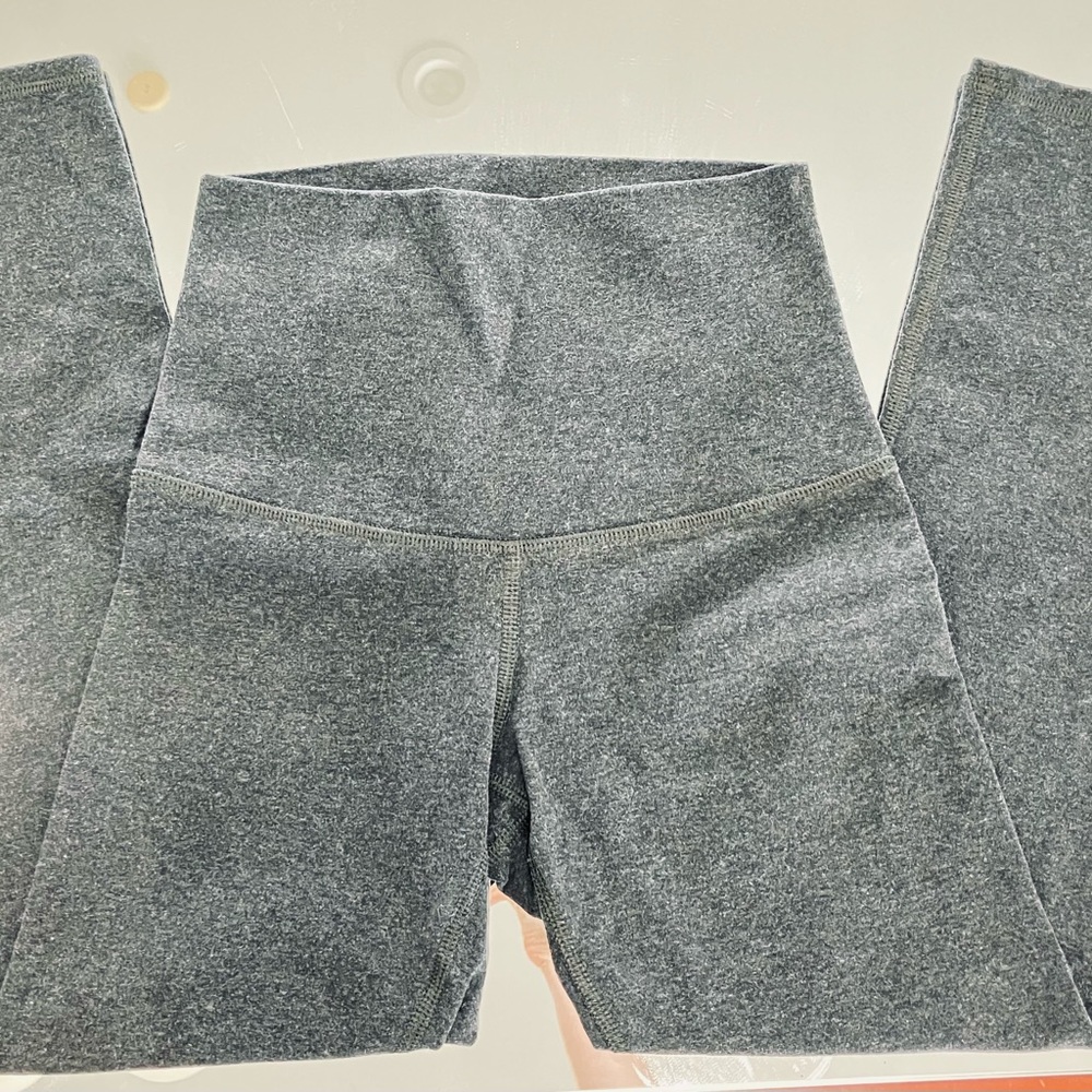 Lululemon crop leggings